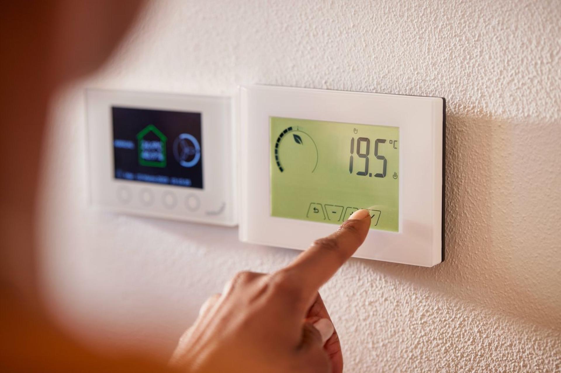 How Global Events Are Affecting UK Energy Bills in 2026 (And What You Can Do)